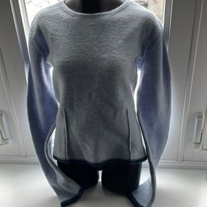 Eddie Bauer 100% lambs wool knit sweater baby blue and darker blue trim Sz M